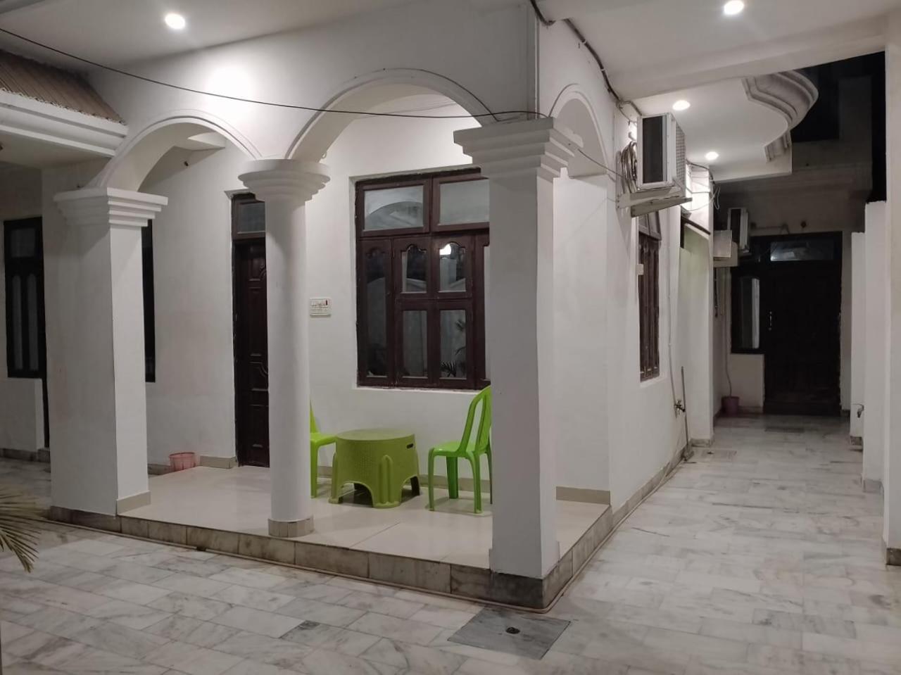 Varuna Palace Varanasi , Near Mandir & Ghat'S Buitenkant foto