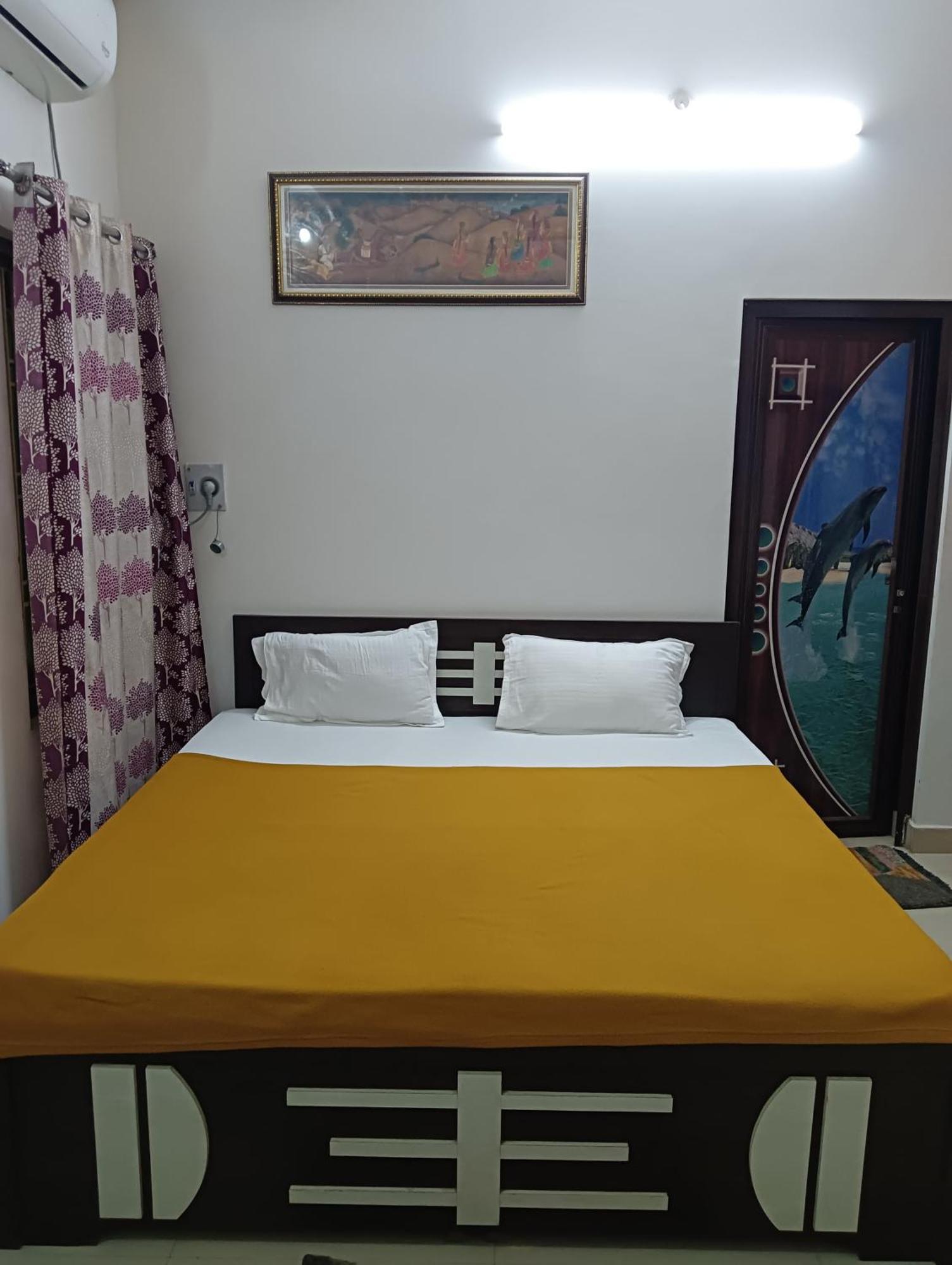 Varuna Palace Varanasi , Near Mandir & Ghat'S Buitenkant foto